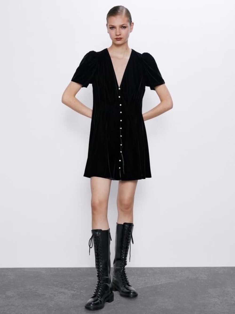 NWT Zara Black Velvet Mini Dress — Puff Sleeve, Button Front